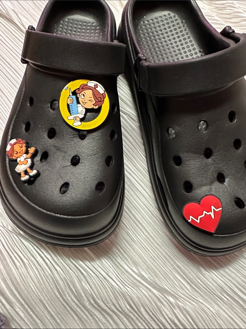 New Nursing nurse doctor hospital work women shoes crocs style black charms